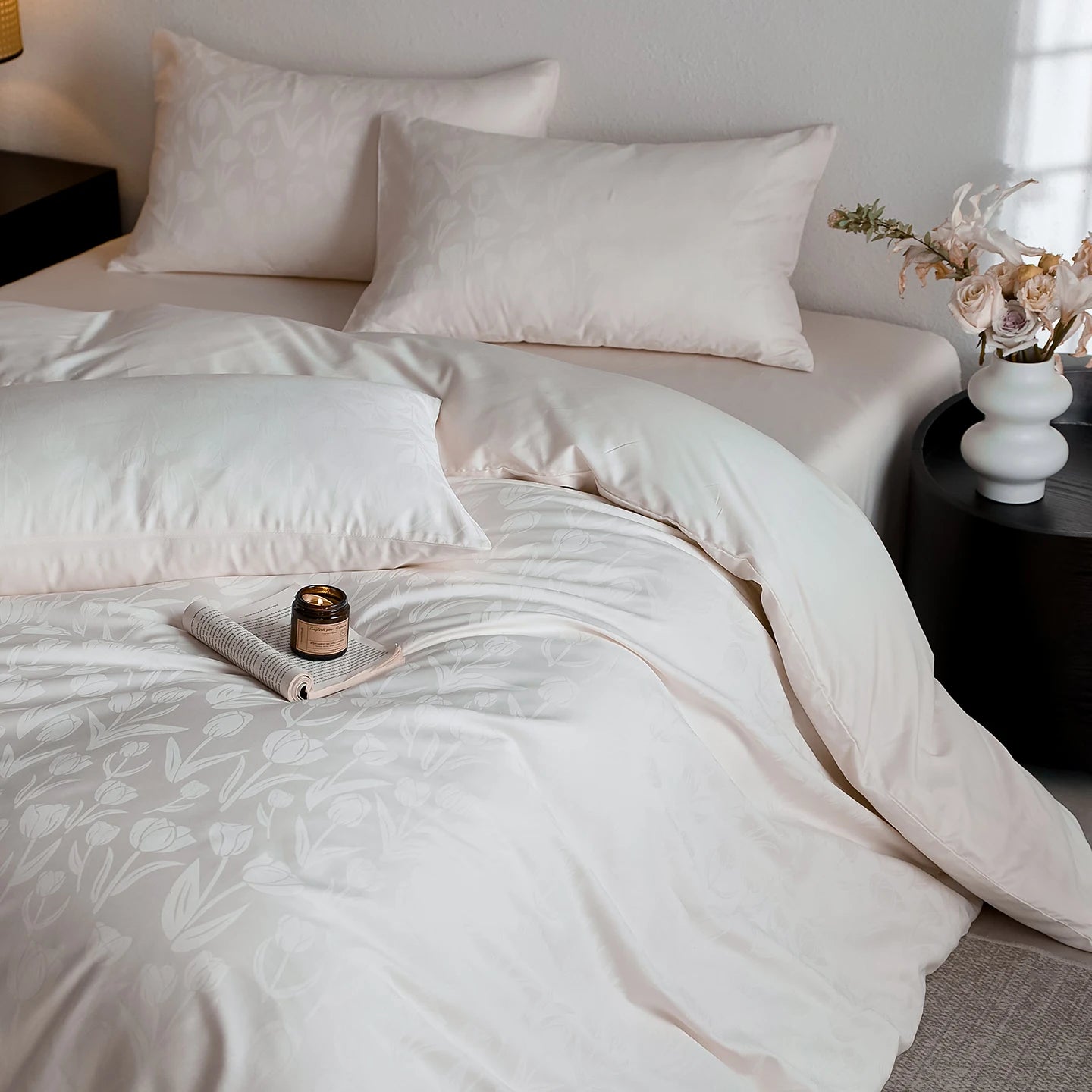 Baby Pink Jacquard Bedding Set